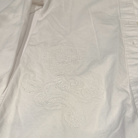 Lauren Ralph Lauren White Paisley Embroidered Button Shirt - Picture 6 of 11